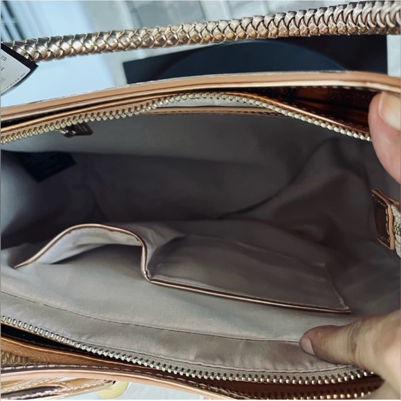 BeBe Metallic Rose Gold Bag - Picture 4 of 8